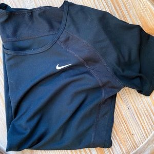 Black Nike XS dri-fit workout t shirt